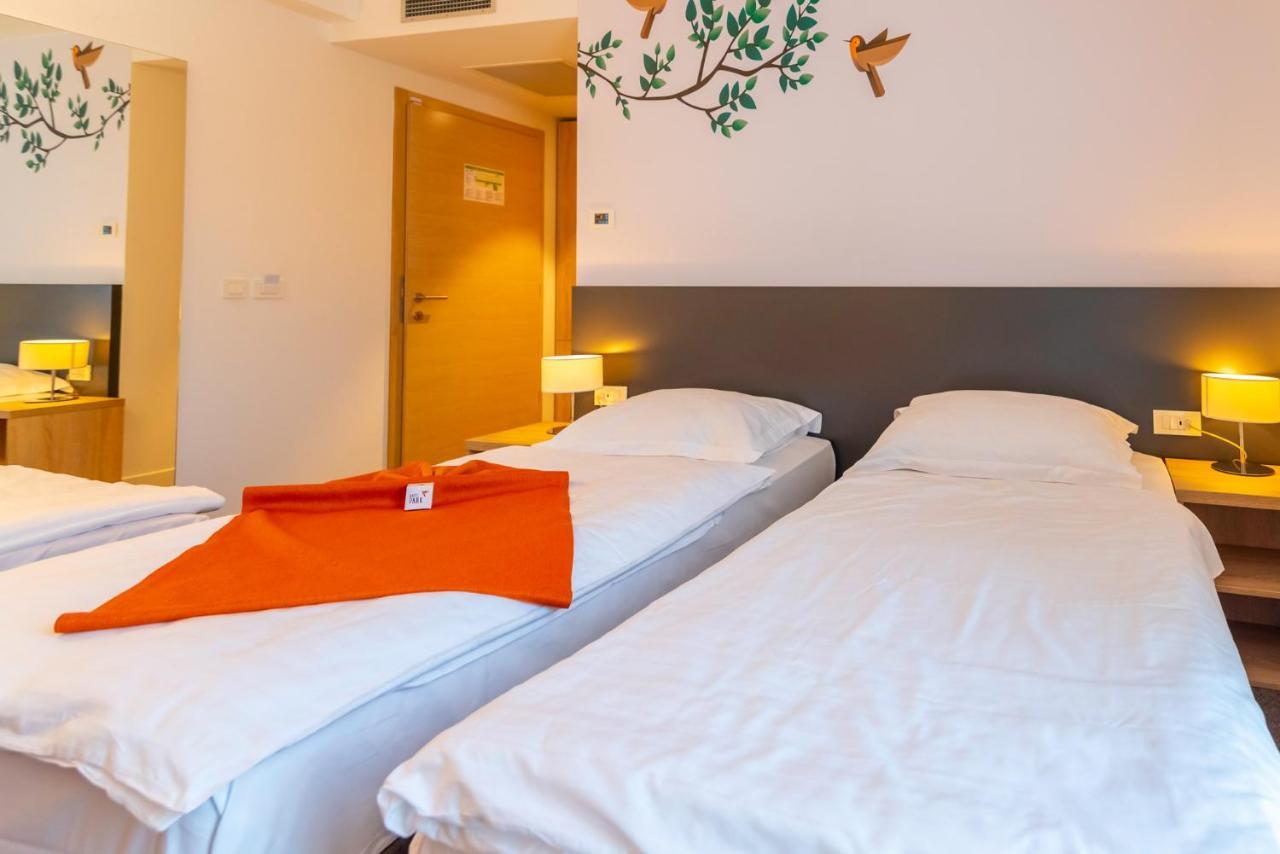 Hotel Park Superior 3* Чаковец Экстерьер фото