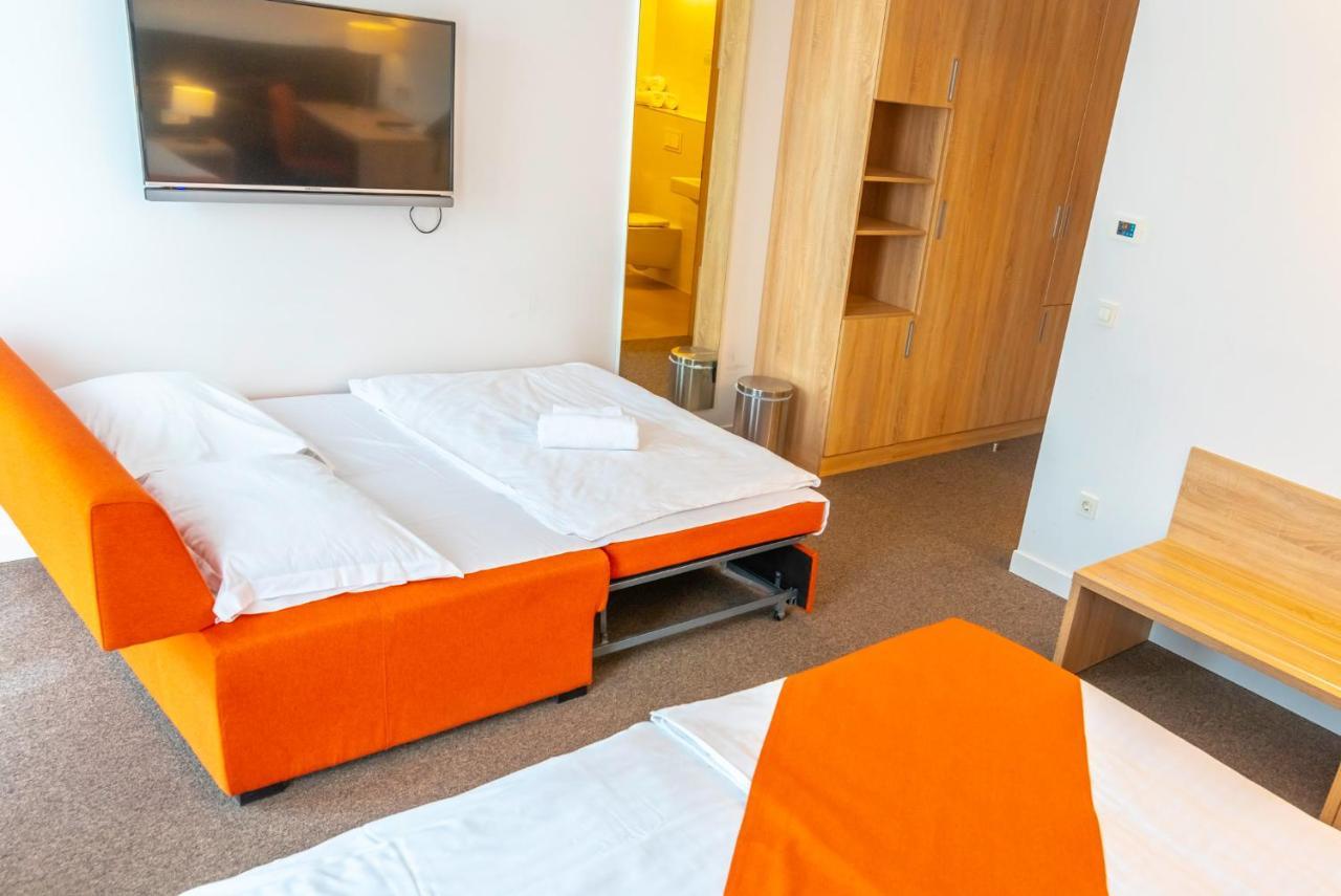 Hotel Park Superior 3* Чаковец Экстерьер фото