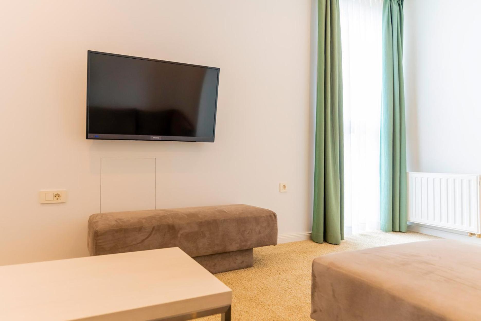 Hotel Park Superior 3* Чаковец Экстерьер фото
